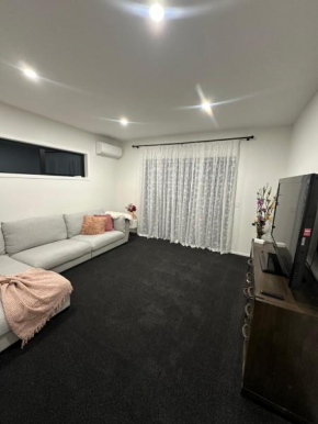 brand new 2 bedrooms and lounge area attached with Main house, Taupo